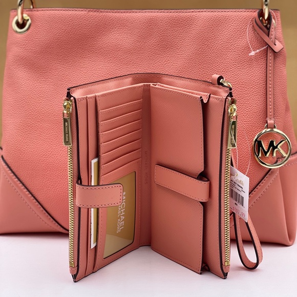 Michael Kors Nicole Shoulder Bag & Wallet Set - Picture 4 of 11